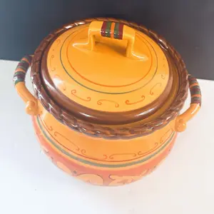 Stoneware Tuscan 3 Quart Bean Pot Casserole + Lid. Microwave & Oven Safe