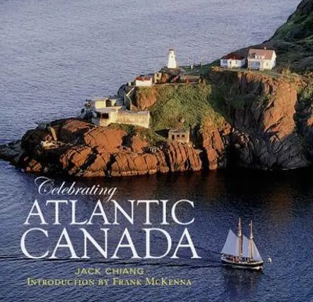 USED-Celebrating Atlantic Canada by Jack Chiang (Hardcover)