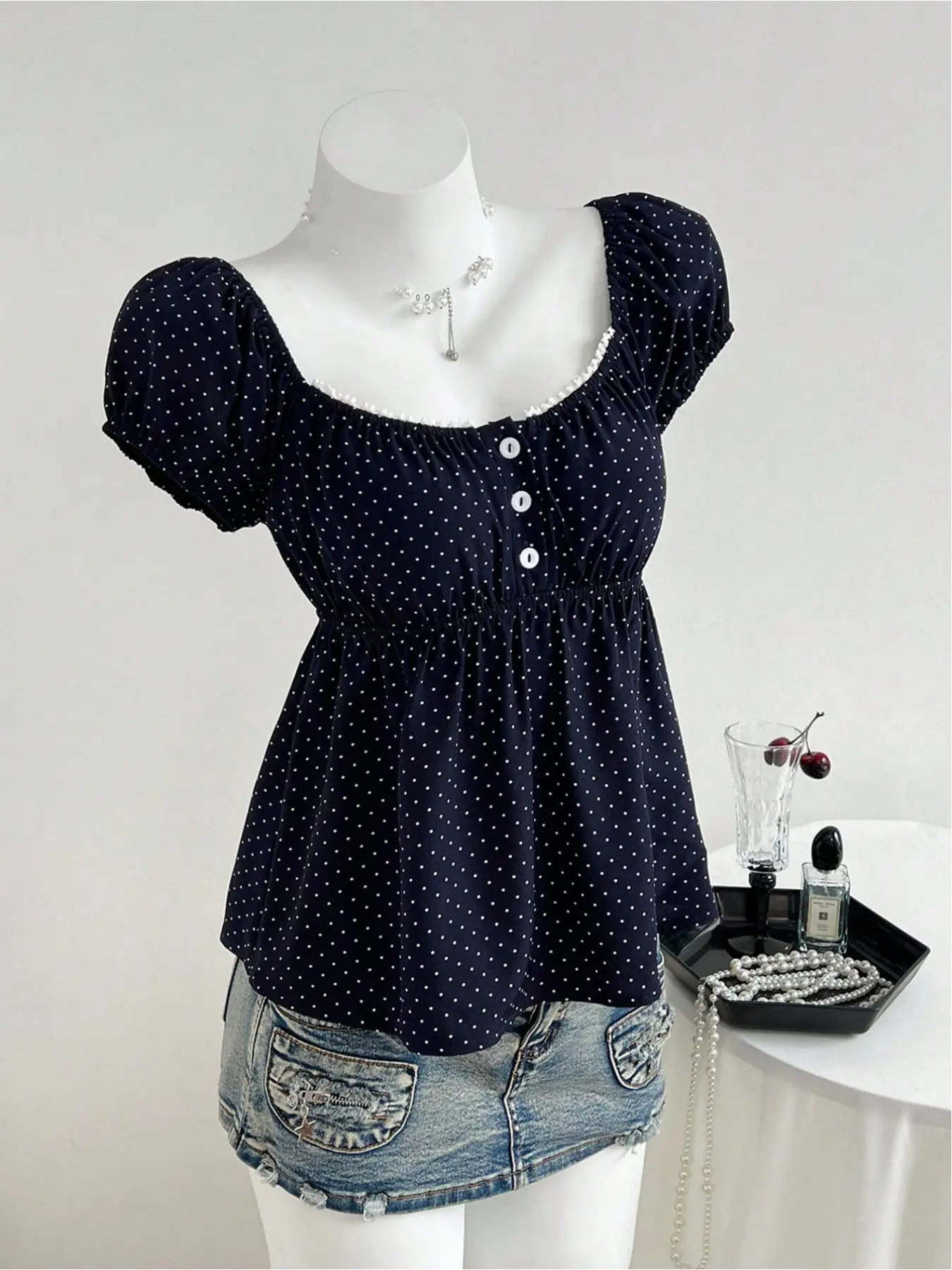Women's clothing, comfortable Casual square-neck polka dot print short-sleeve top, Casual Classy Top, Casual Chic Top, spring and summer women's apparel, retro navy blue polka dot puff sleeve square-neck blouse, Button Detail