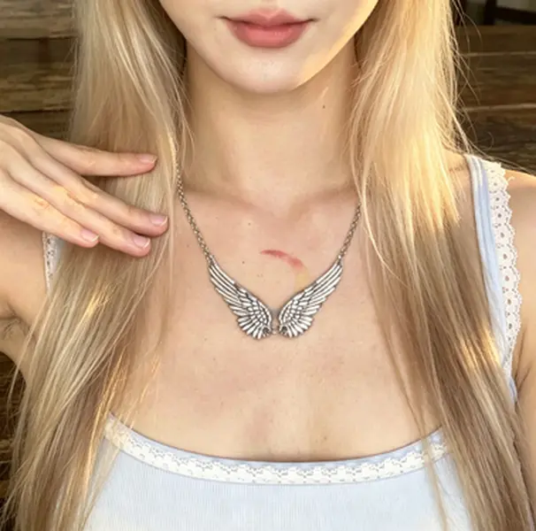 Gothic Vintage Angel Wings Necklace for Men and Women, Trendy Punk Party Personalized Jewelry, Unique Design Jewelry Accessories