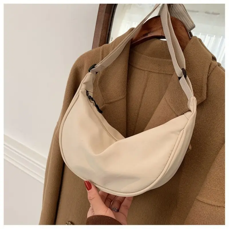 Dumpling Buns, Light Small Shoulder Bags, Armpit Bags, One Shoulder Sails Cloth Bag, Solid Color Chest Bag for Women Large Capacity Travel Crossbody Half Moon Designed Belt Bag Ladies Daily Street Fanny Packs