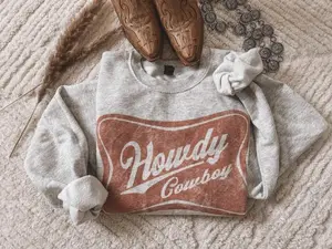 Howdy Cowboy Crewneck Sweatshirt/ T-shirt Howdy Western Sweater Yee Haw Country Cowboy Southern Western Clothes Gift For Her Cowgirl, Western Crewneck, Casual Tops for Men, Cow Gifts, Gift for Holida