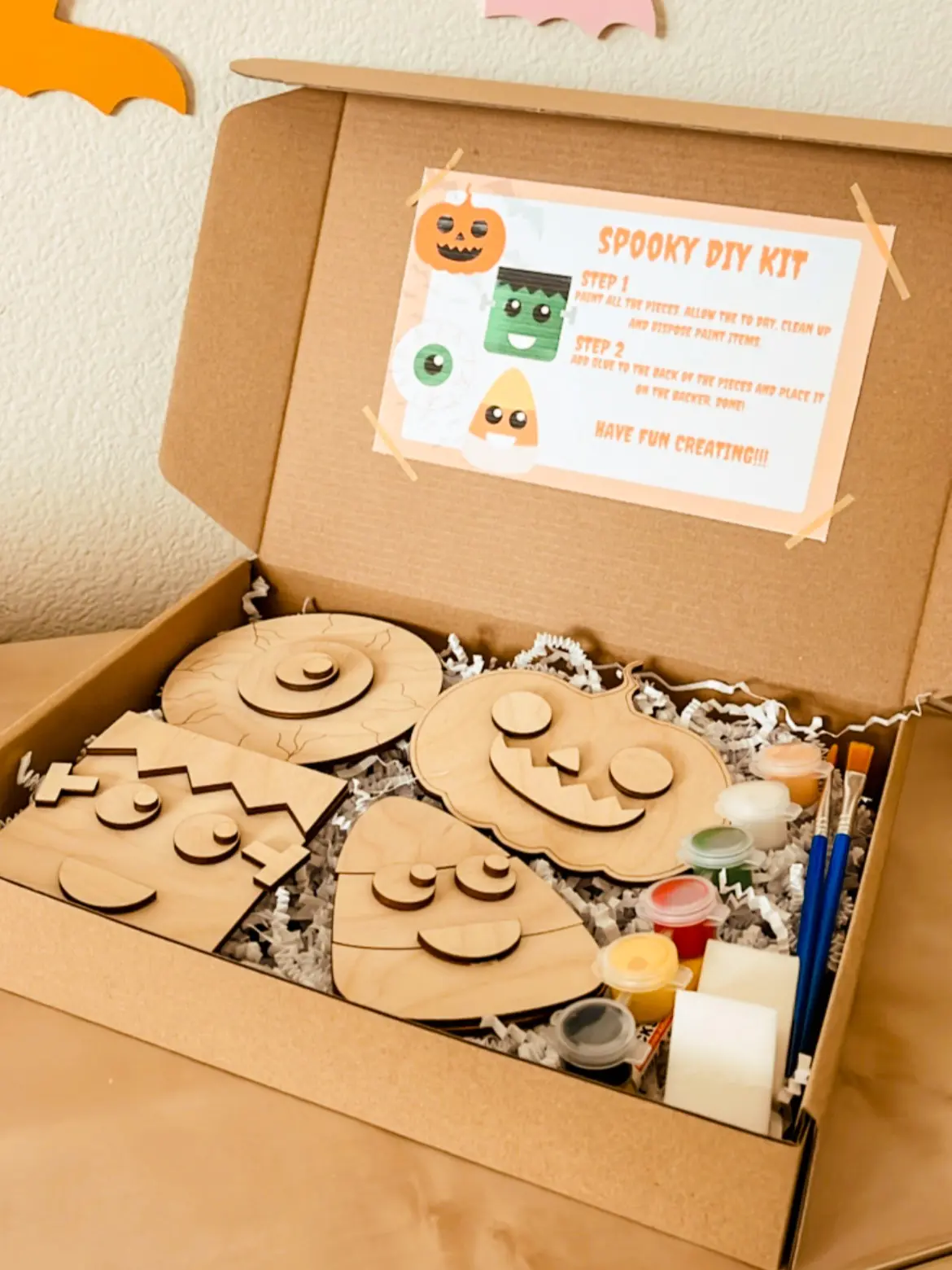 DIY Halloween Spooky Paint Set with 4 Spooky Characters, 2 Paint Brushes, 2 Sponges, Paint Pod Set, and Glue Tube