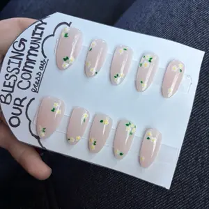 Custom press on set