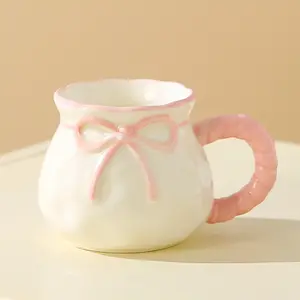 High-Value Ceramic Mug with Lid & Bow Design, Romantic Couple Water Cup, Large Capacity Coffee Breakfast Cup for Home Use, Drinking Mug