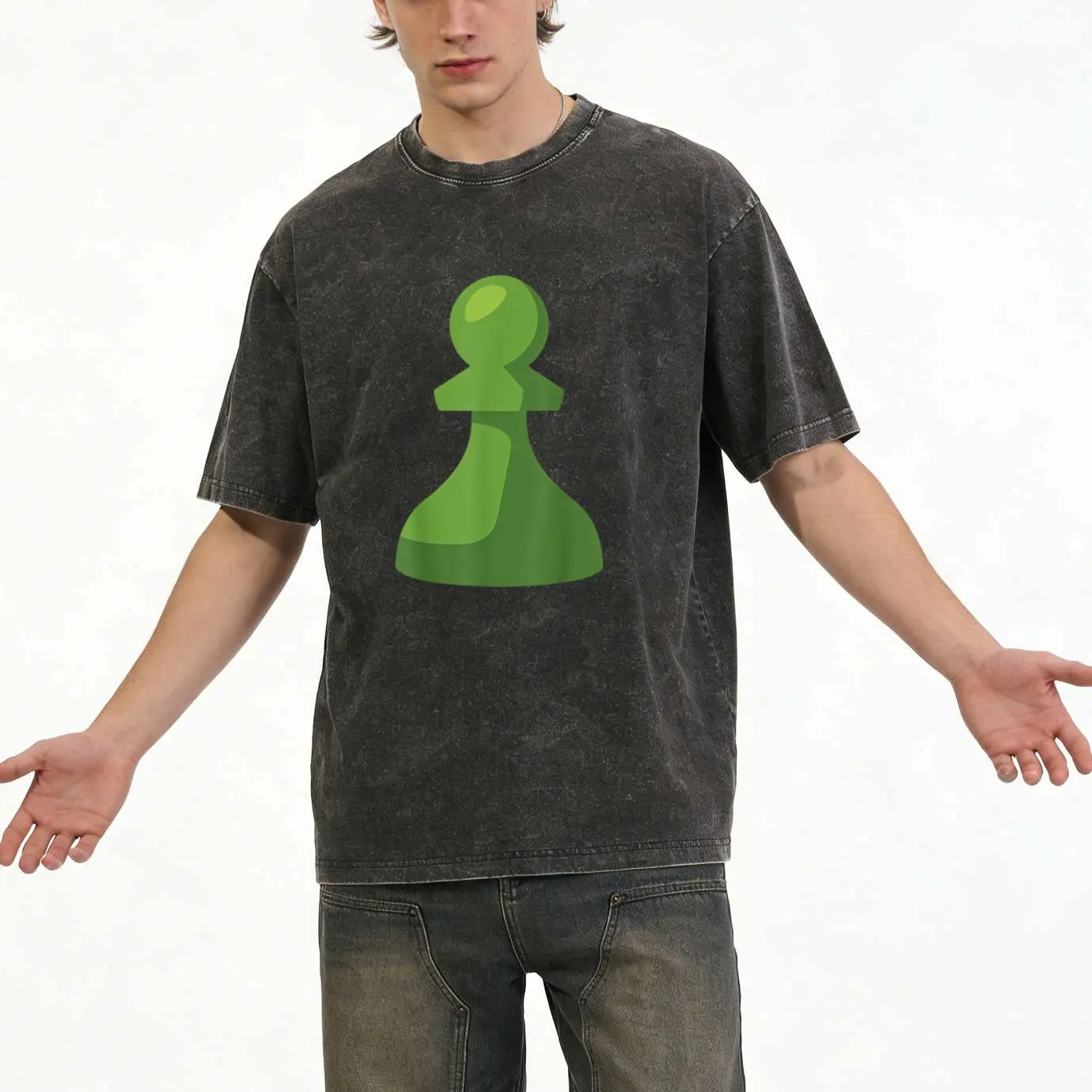 Comfortable Washed Chess Pattern T-Shirt for Men and Women – Casual Short Sleeve, Anti-Shrink Technology, Perfect for Chess and Strategy Game Lovers