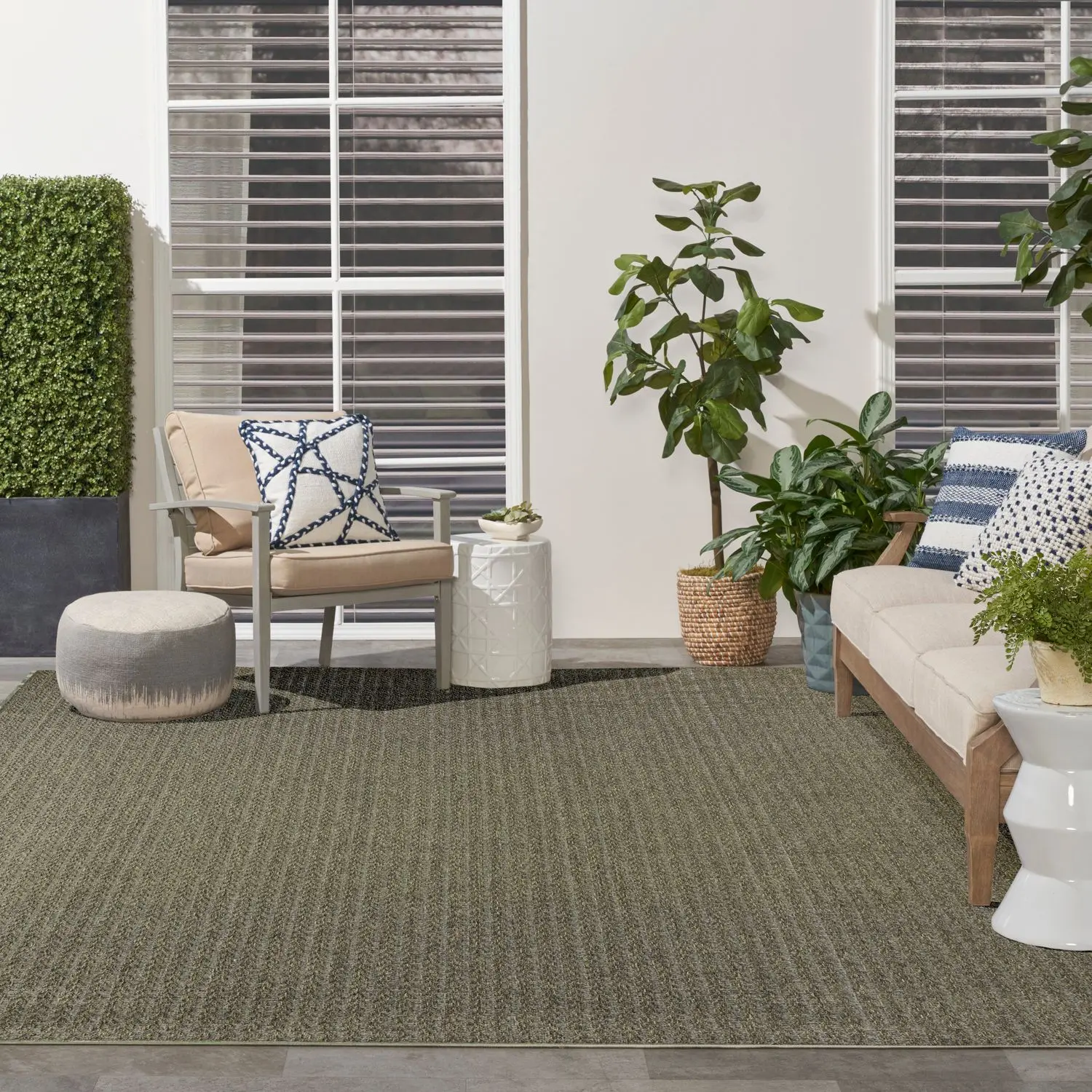 Nourison Tulum Chevron Flatweave Area Rug - Easy Cleaning Indoor/Outdoor Home Decor Rug for Patio/Balcony, Garden Decoration and Cozy Gatherings