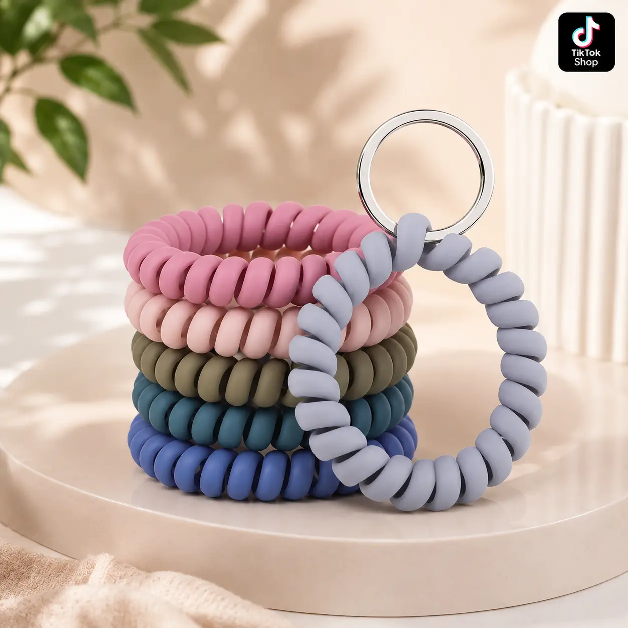 6 Pcs Plastic/Metal Casual Wrist Coil Keychain - Durable, Extendable Stretchable Spiral Key Holder with 1.6 Inches Inside Diameter for Gym, Pool
