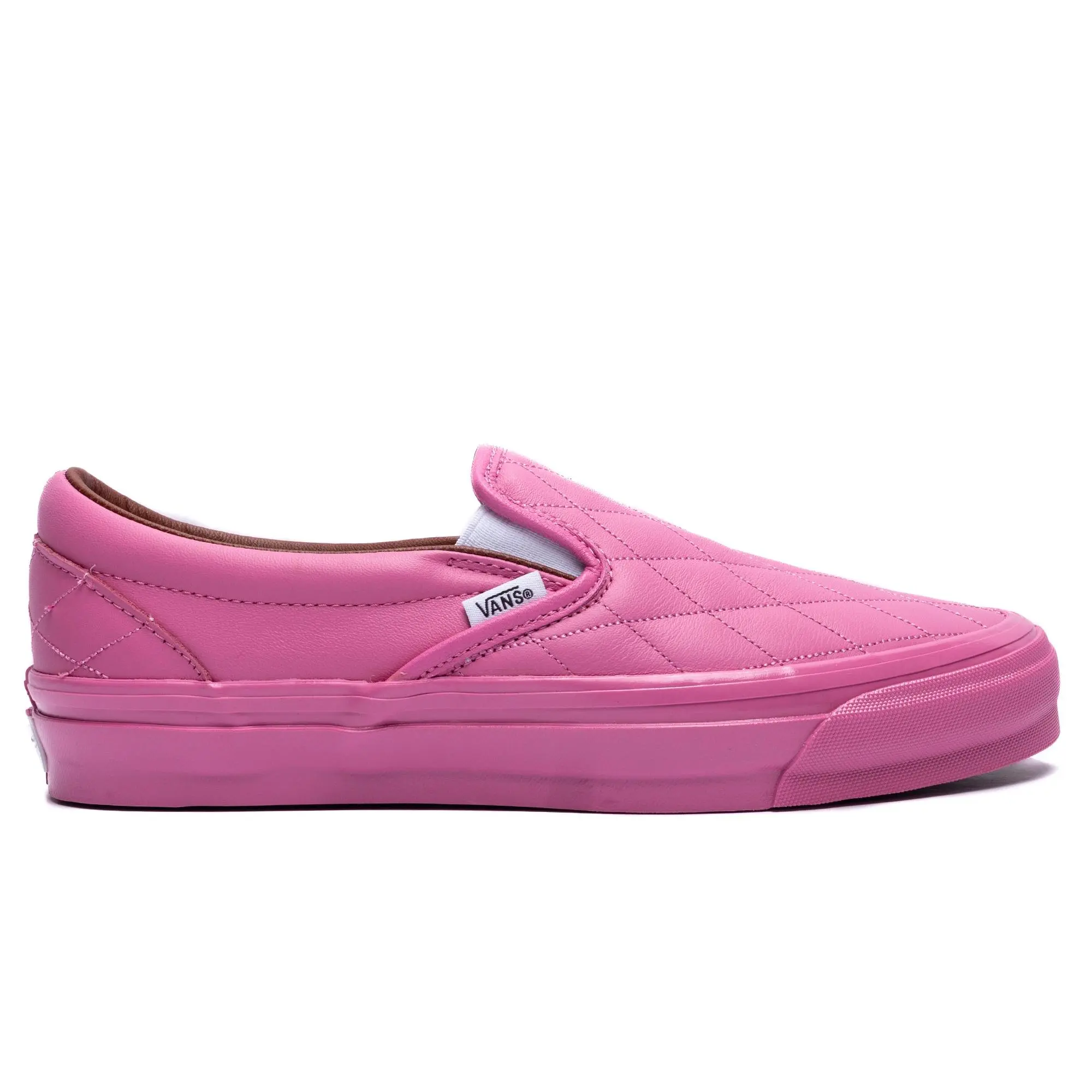 Vans LX Classic Slip-On 98 Quilted Leather in Pink