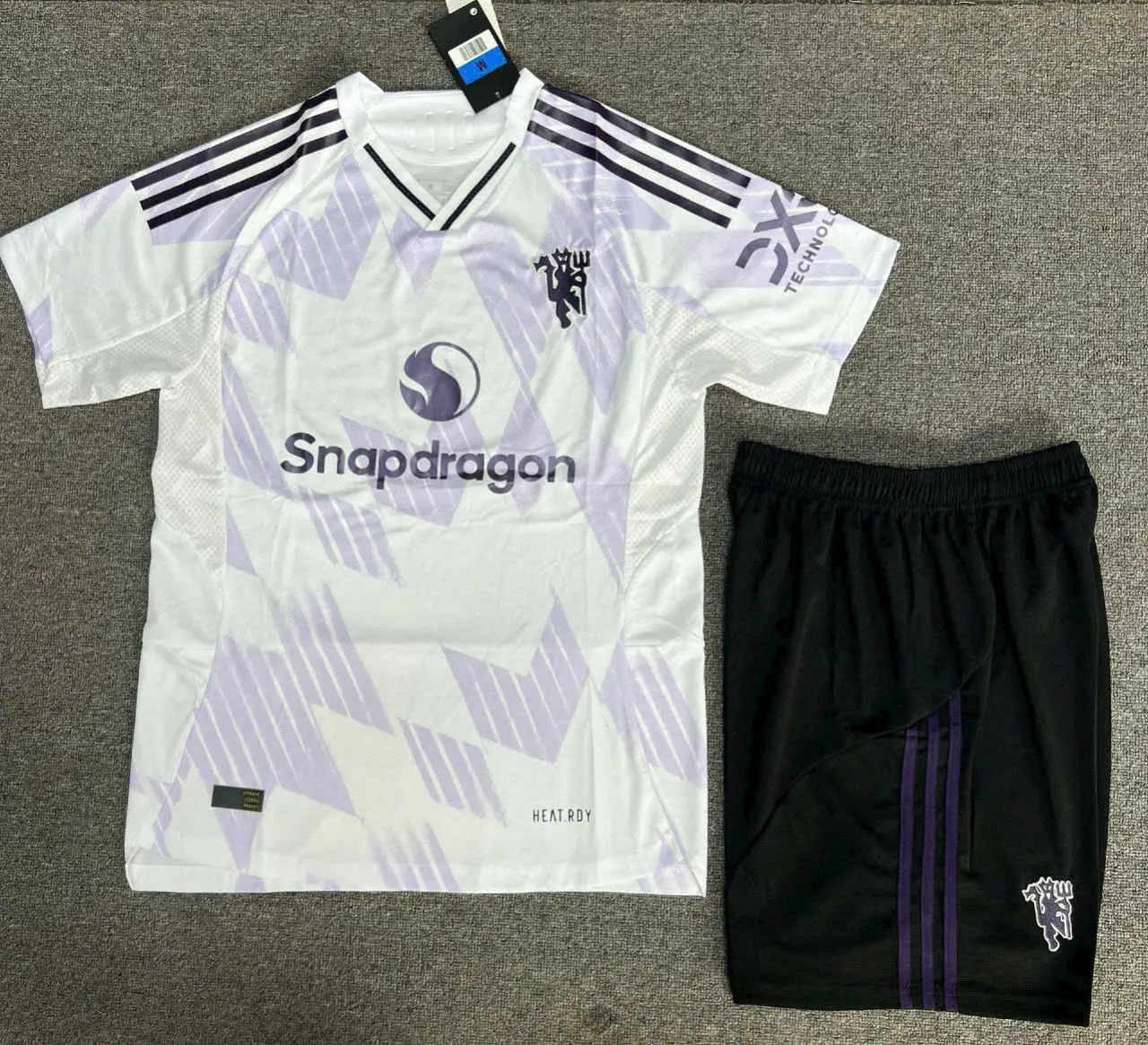 2025/26 Manches Uni Away Knit