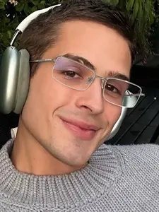 Men's Narrow Frame Square Glasses, Ultra-Light Thin Frame Design, Clear Transparent Lenses, No Pressure Feel, Suitable for Business Commuting