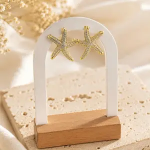 Aretes #1006 Huggie Estrella de Mar