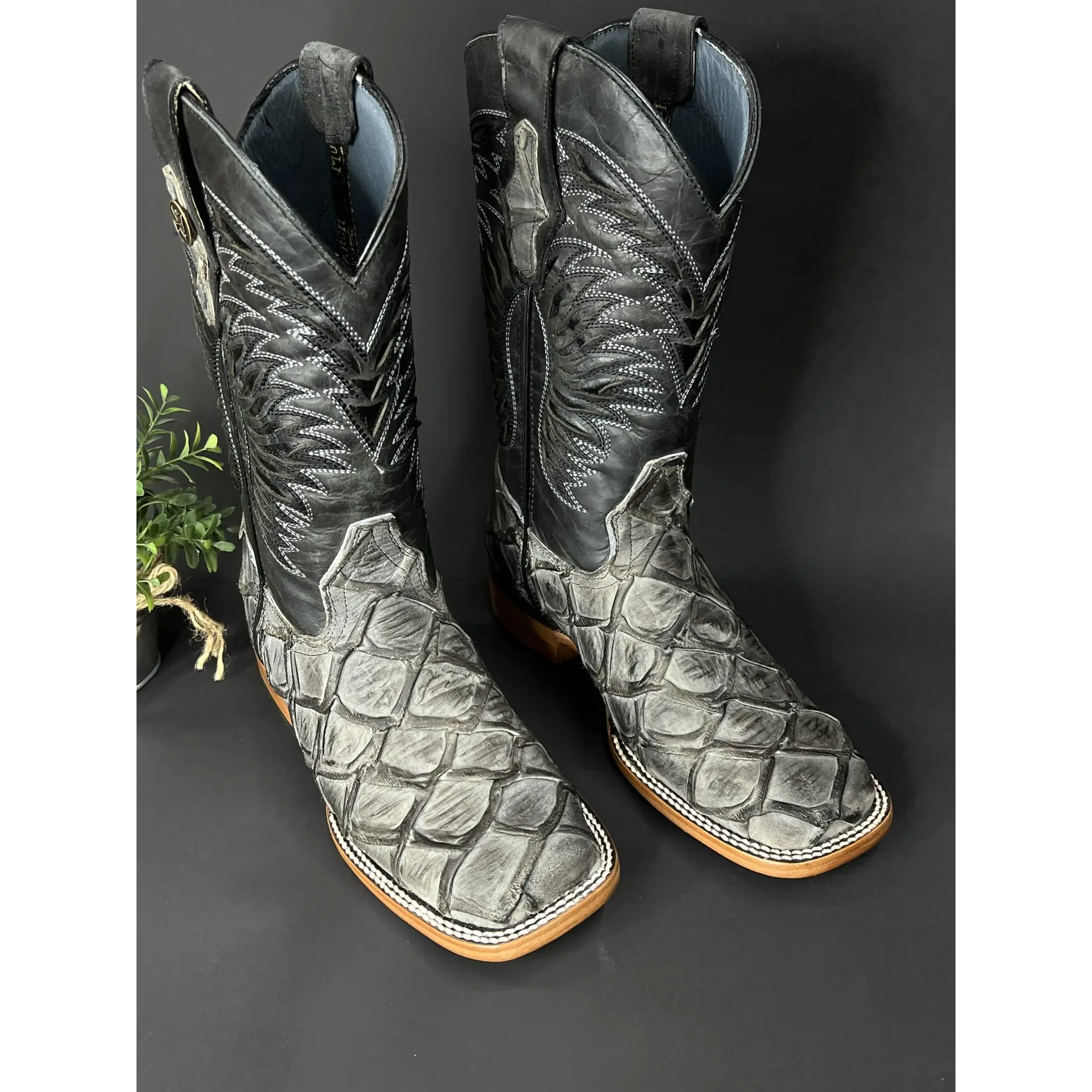 Men’s Rustic Grey printed western cowboy boots