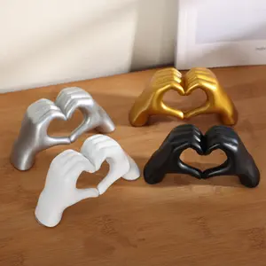 Smooth Heart-Shaped Hand Gesture Statue, 1-Count Exquisite Modern Desktop Ornament, Creative Home Decor Figurine for Office Bookshelf or Wine Cabinet Display, Ideal Gift for Home Supplies