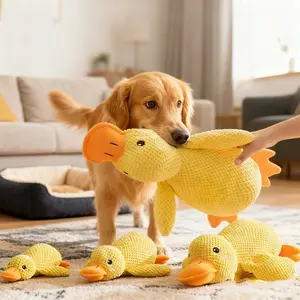 Plush Squeaky Duck Dog Toy, Soft Chew Toy with Sound, Interactive Stuffed Puppy Toy for Boredom Relief and Indoor Play