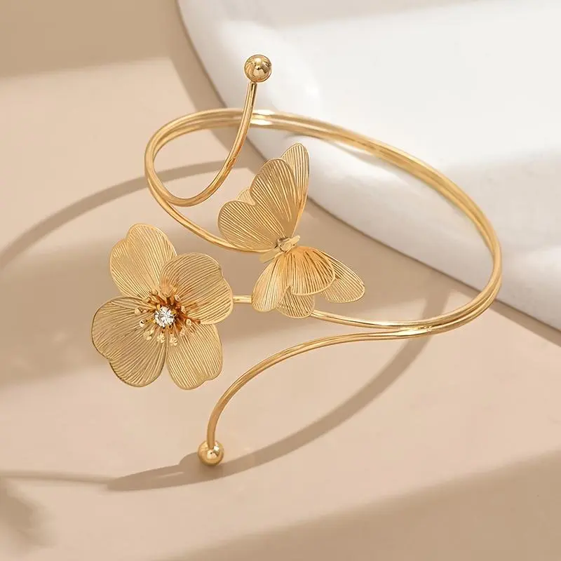 Adjustable Cuff Bracelet - Delicate Wire-Work Butterfly & Flowers Jewelry Design, Fashionable Bangle, Hollow Elegant Open Cuff, Sports & Outdoor Protective Gear Accessory for Wedding, Party