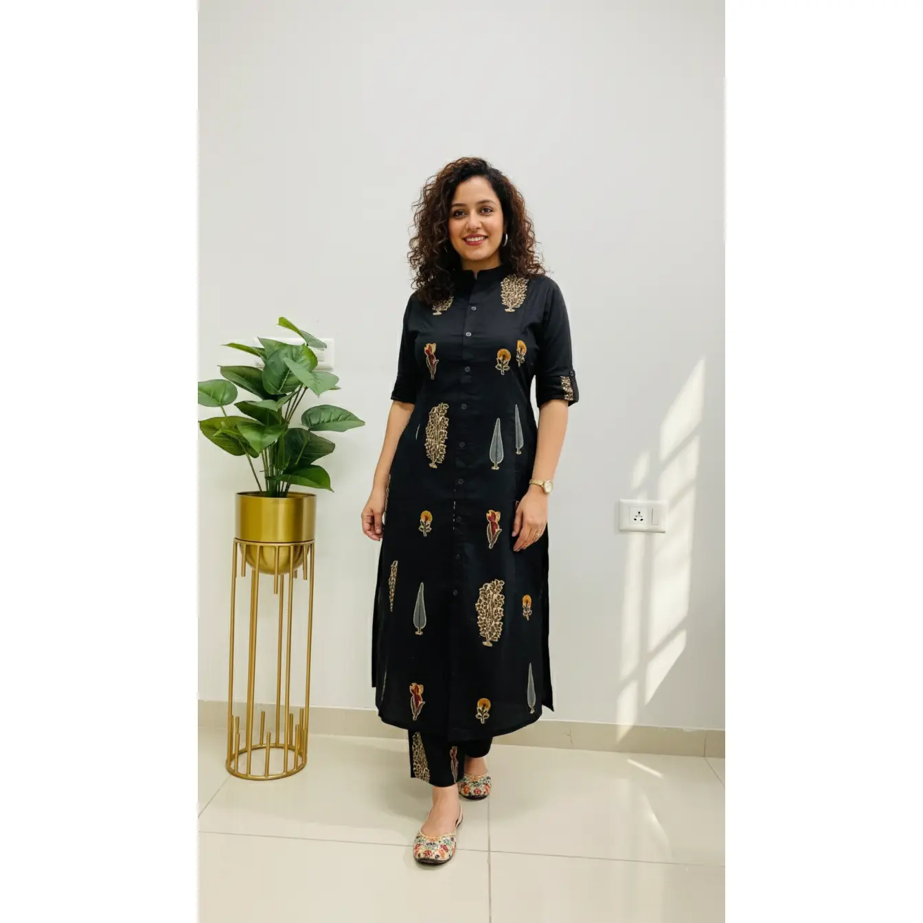 Lady's Elegant Ethnic Fine Cotton Black Ikkat Print Sleeve Clothes Designer Co-ord Set
