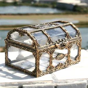 Halloween Vintage Pirate Treasure Chest, Clear Plastic Storage Box, Home Decoration, Nautical Theme, Clip Closure, Rectangular, Glossy Finish