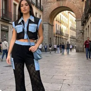 Set Encaje Top y Jean - Stylish Cropped Top with Denim Accents & High-Waisted Jeans for Trendy Outfits