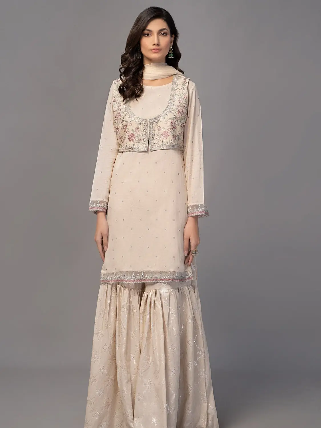 MARIA.B. Suit Off White DW-EF23-18 Extra Small