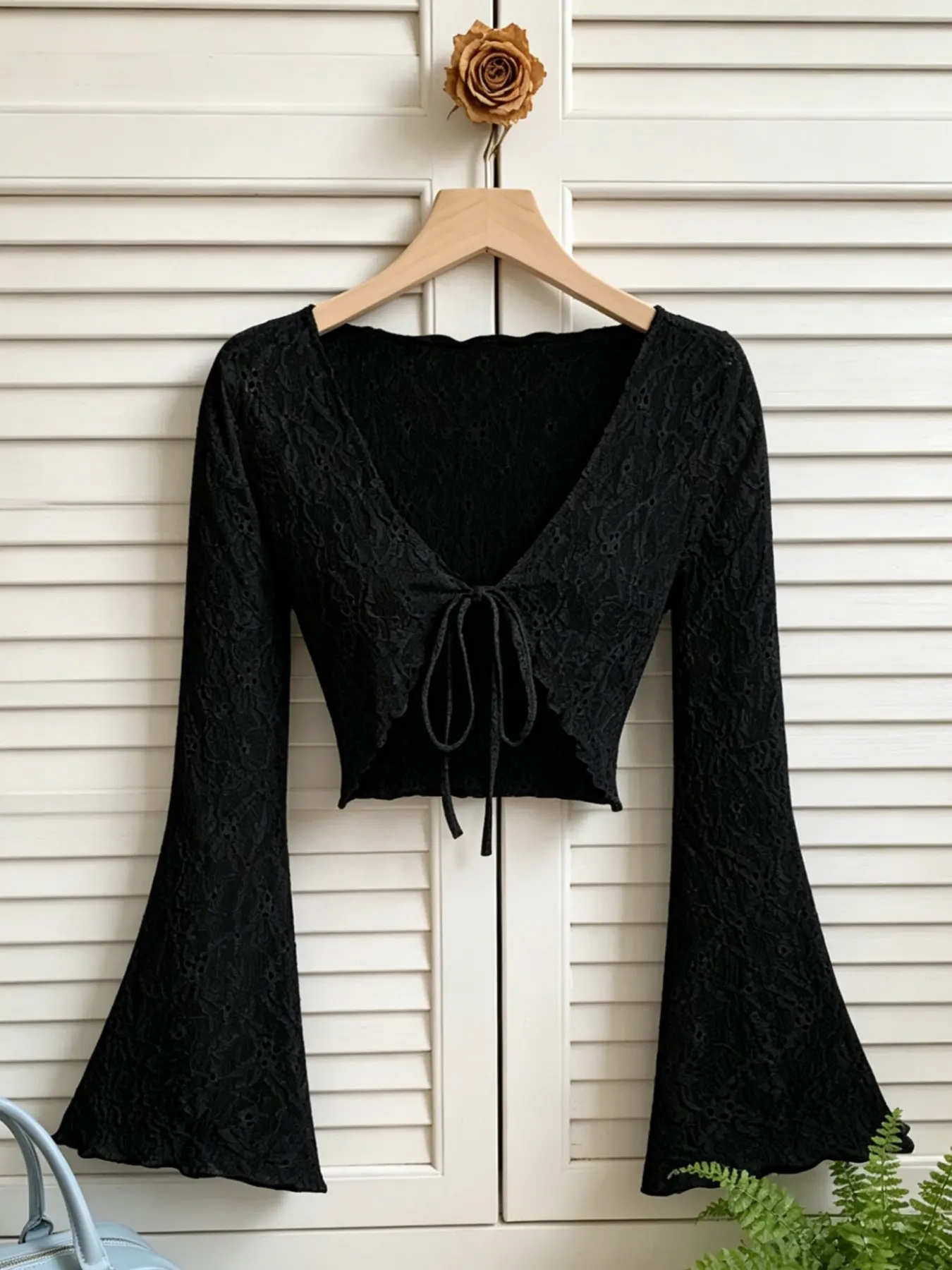 French Style Feminine V Neck Bell Sleeve Lace Cardigan, Summer Cardigans, Casual Daily Comfortable Slimming Outerwear, Sun Protection Top for Women