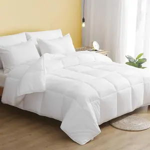 DWR 100% Cotton Covered Down Alternative Comforter| Lightweight, King (104x88)