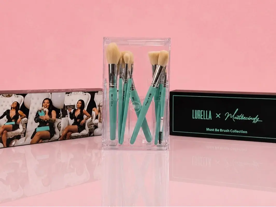 Lurella x MustBeCindy Makeup Brush Set & Acrylic Brush Holder Bundle
