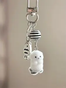 Cute Cartoon Sea Otter Keychain with Small Fish Pendant, Plush Material, All-Season Accessory, Perfect for Backpacks and Handbags