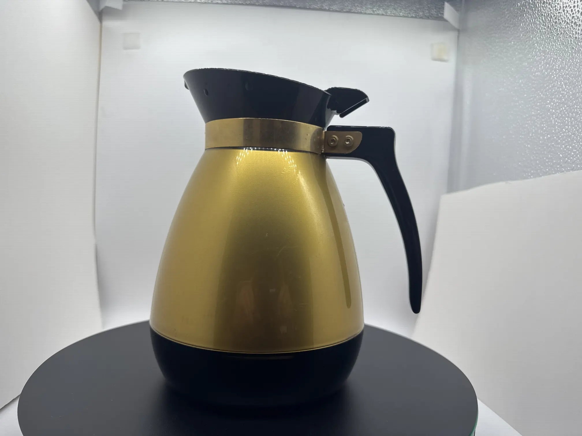 Vintage Thermo Serv Black & Gold Insulated 48oz Coffee Carafe With Lid