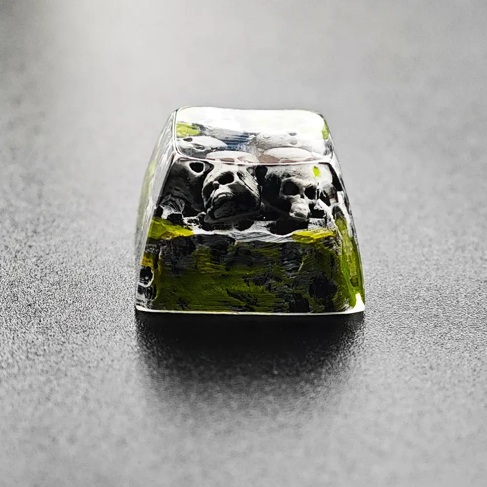 Handmade Stacked Skulls Design Translucent Resin Artisan Keycap - Unique Aesthetic Keyboard Accessory, Fits All Cross-Axis Mechanical Keyboards, Ideal Gift for Him