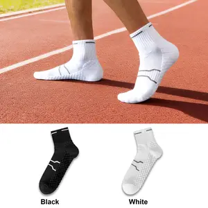 5 Pairs Youth Boys' Athletic Socks - Cotton-Polyester Blend, Terry Soles for Shock Absorption & Wear Resistance, Sweat-Absorbent Breathable All-Seasons White Daily Sports Footwear