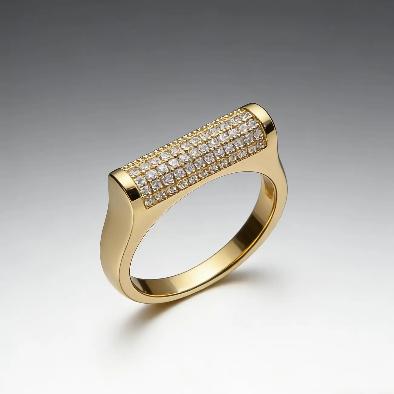 A classic, minimalist ring featuring a copper base with a 14K gold-plated finish—versatile and eye-catching, perfect for any occasion.