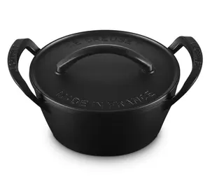 Le Creuset 4.5 qt. Alpine Outdoor Round Dutch Oven Le Creuset 4.5 qt. Alpine Outdoor Round Dutch Oven