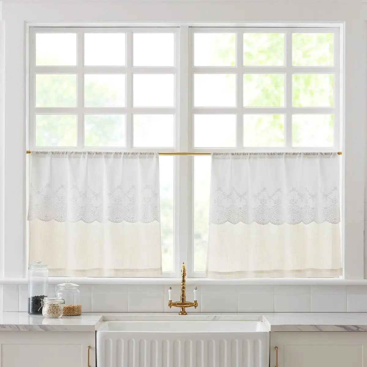 Lush Decor Brigitte Embroidered Curtain Pair, 29x24in Cotton-Linen Blend Eyelet Trim Scalloped Edge Kitchen Tiers, 2 Panels Home Decorative Window Hanging Country Cottage Style