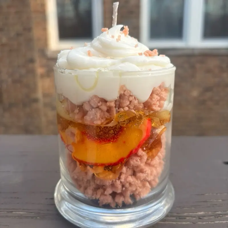 Peach cobbler candle Peach cobbler candle