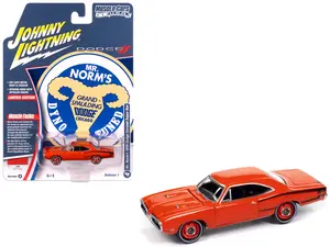 1970 Dodge Coronet Super Bee "Mr. Norm's" Hemi Orange with Black Stripes 1/64 Diecast Model Car by Johnny Lightning