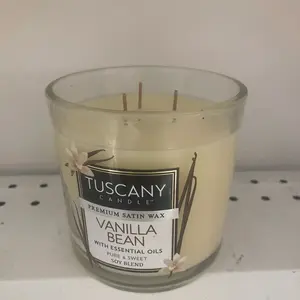 Tuscany candle