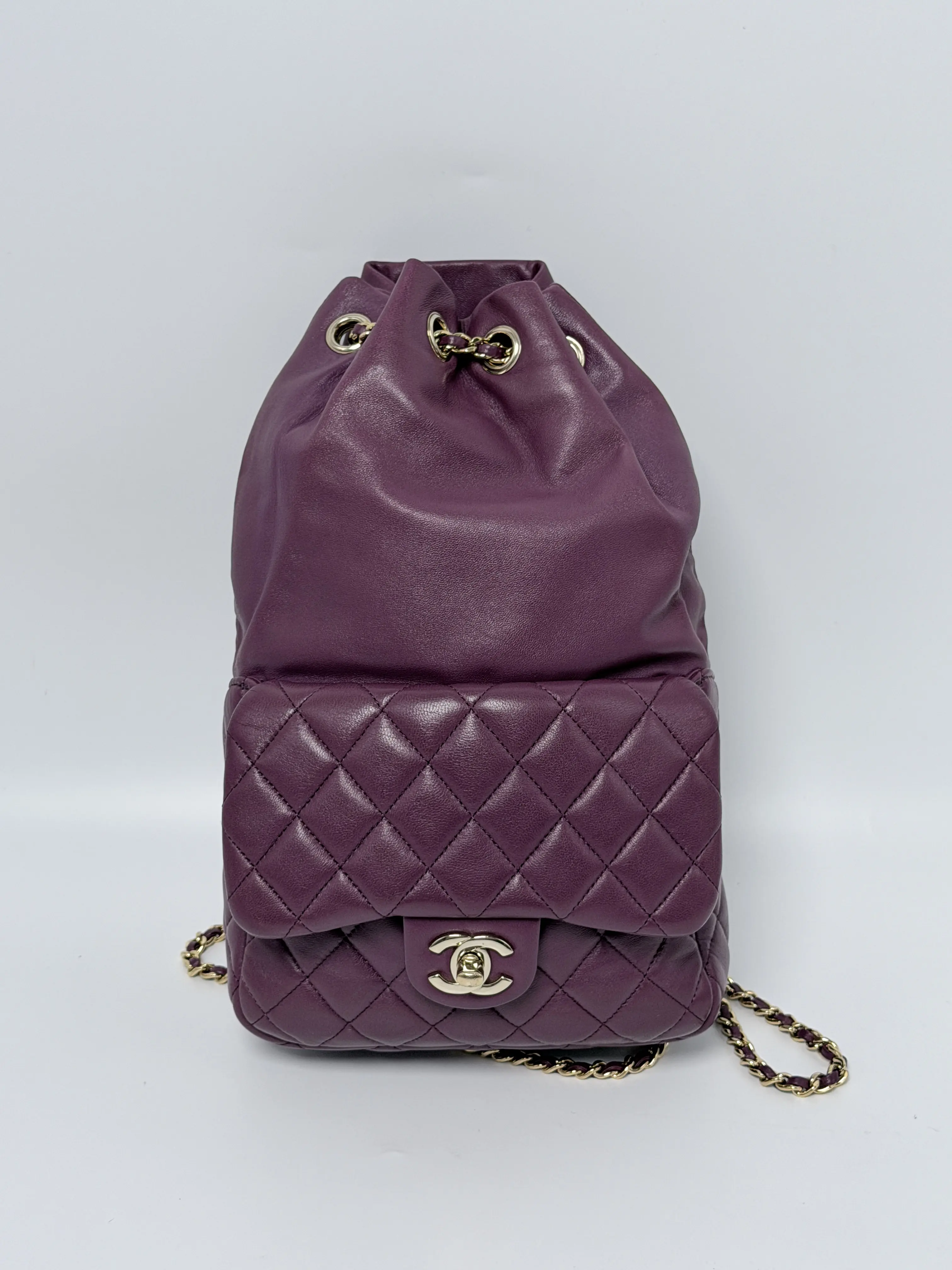 Pre-owned CHANEL Leather Backpacks Drawstring Backpack Purple Quilted Lambskin CC Turnlock Chain Bag P033CC