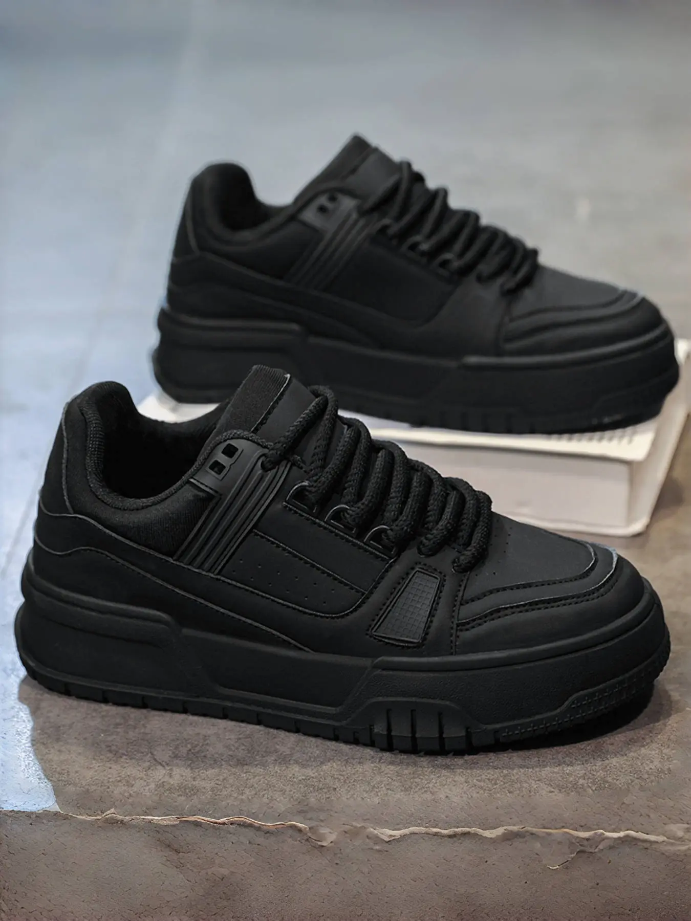 Bread shoes, fashionable student athletic casual shoes, height increasing white shoes, thick soled board shoes, Walking Shoes, Sneaker, Sports Shoes, Casual Sneakers, Casual Trainers