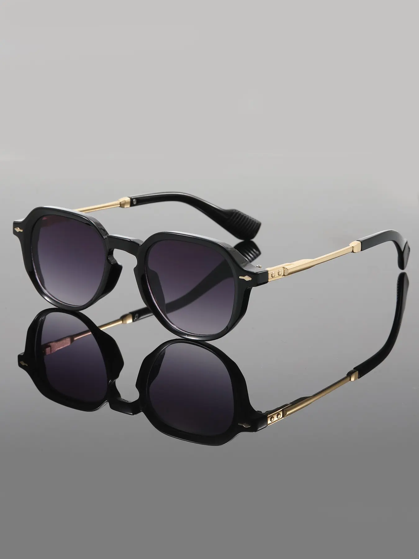 Cool Sunglasses, Korean Fashion Design, and Hong Kong Style Round Frame, Unisex, Simple and Versatile, Slimming Effect