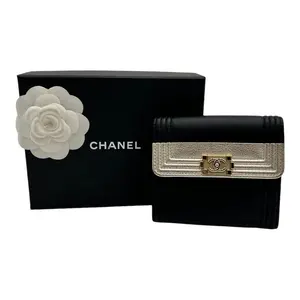 Pre-owned CHANEL LEATHER Small Leather Goods BOY SHORT WALLET BLACK GOLD