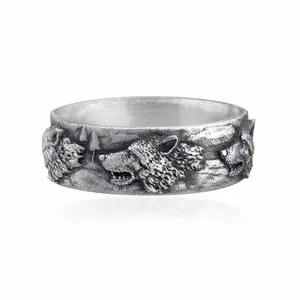 Wild Wolf Band Ring