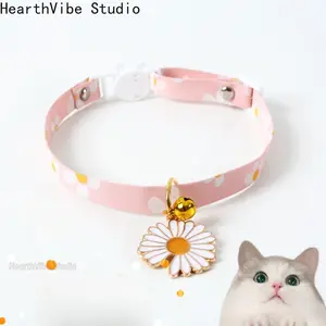 Adjustable Daisy Pet Collar — Anti-Choke Necklace Accessory for Cats, Dogs, and Rabbits (Japanese & Korean Style)