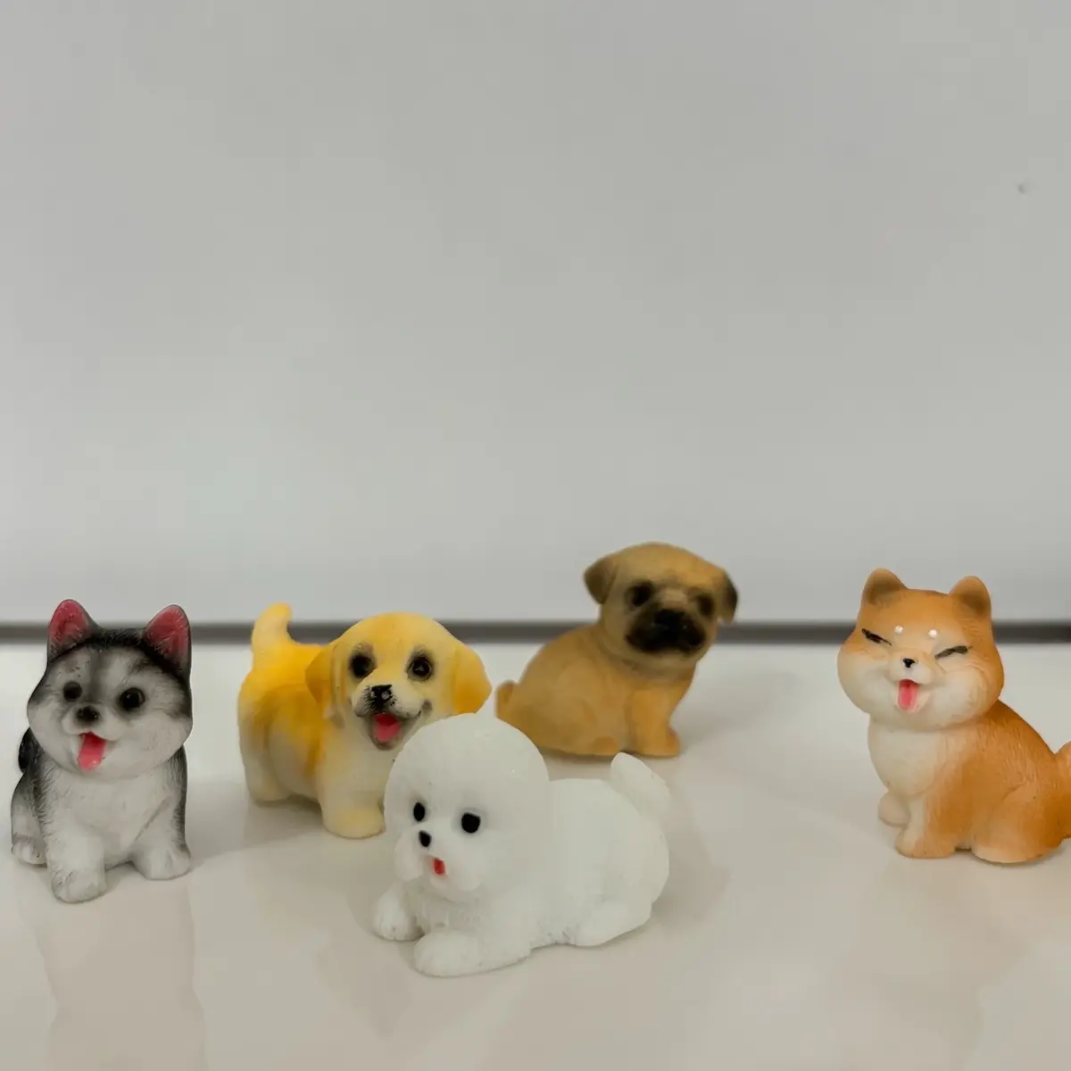 Large Assortment puppy magnets 5 pc Large Assortment puppy magnets 5 pc