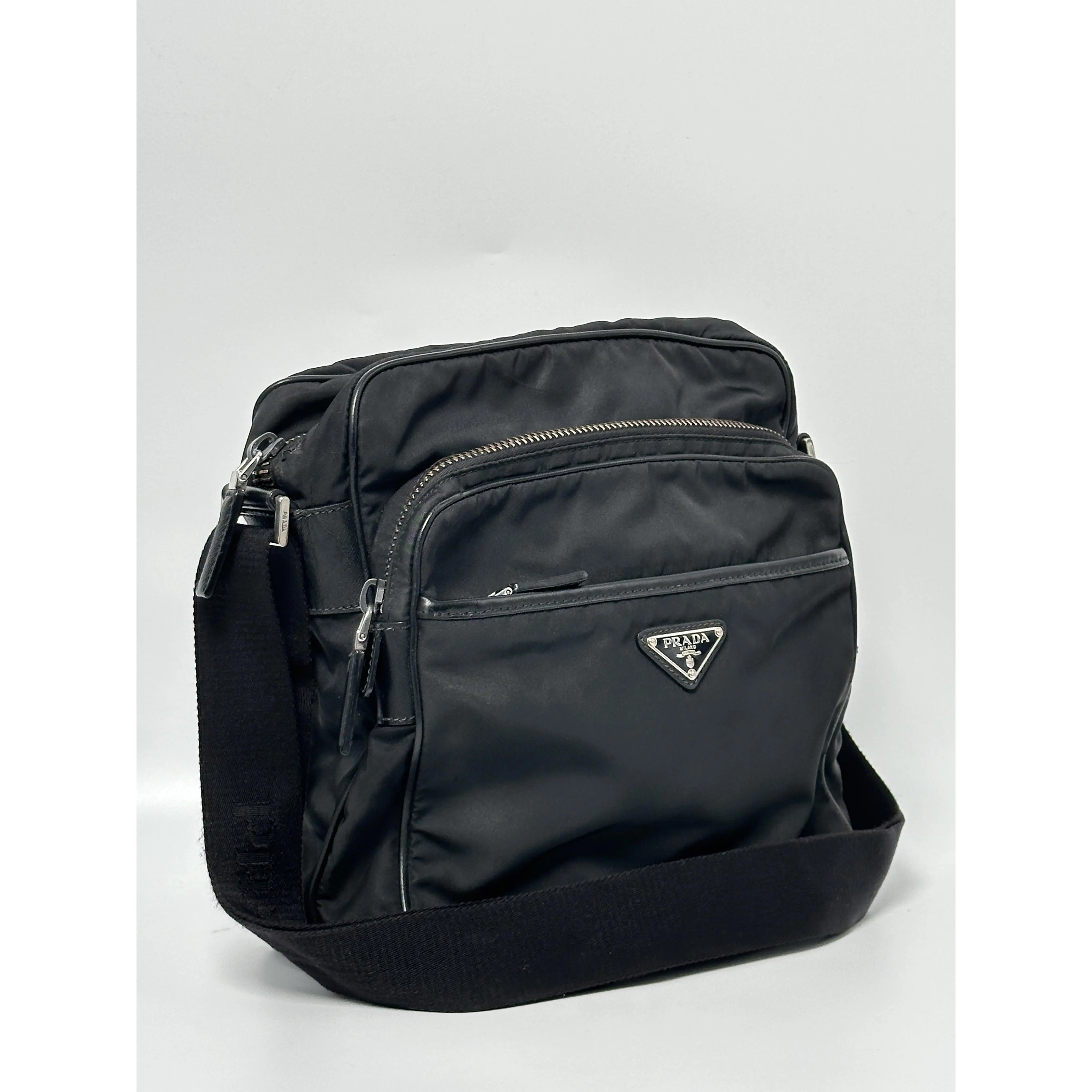 Pre-owned PRADA Nylon Crossbody Bags Vela Two Pocket Messenger Shoulder Bag Crossbody Black Nero JD817PR