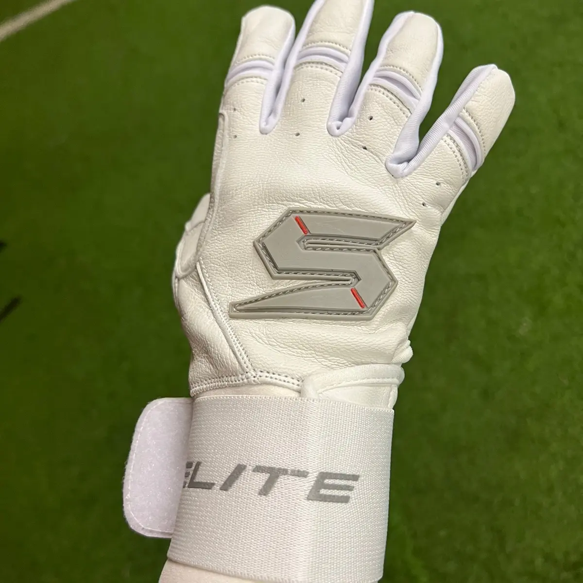 Pro Series Baseball and Softball Batting Gloves