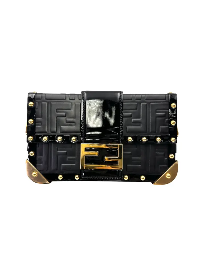 Pre-owned FENDI leather Crossbody Bags Baguette Trunk Black FF Embossed Shoulder Bag IRIS253