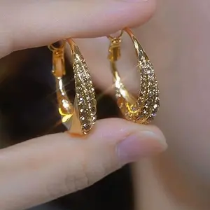 Fashionable and elegant golden hoop earrings, versatile design earrings -HN321-21