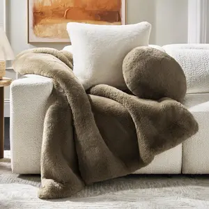 Z Gallerie Shay Faux Fur Throw 50" X 60" - Rich Mocha Luxurious Softness Soft To The Touch Luminous Tone