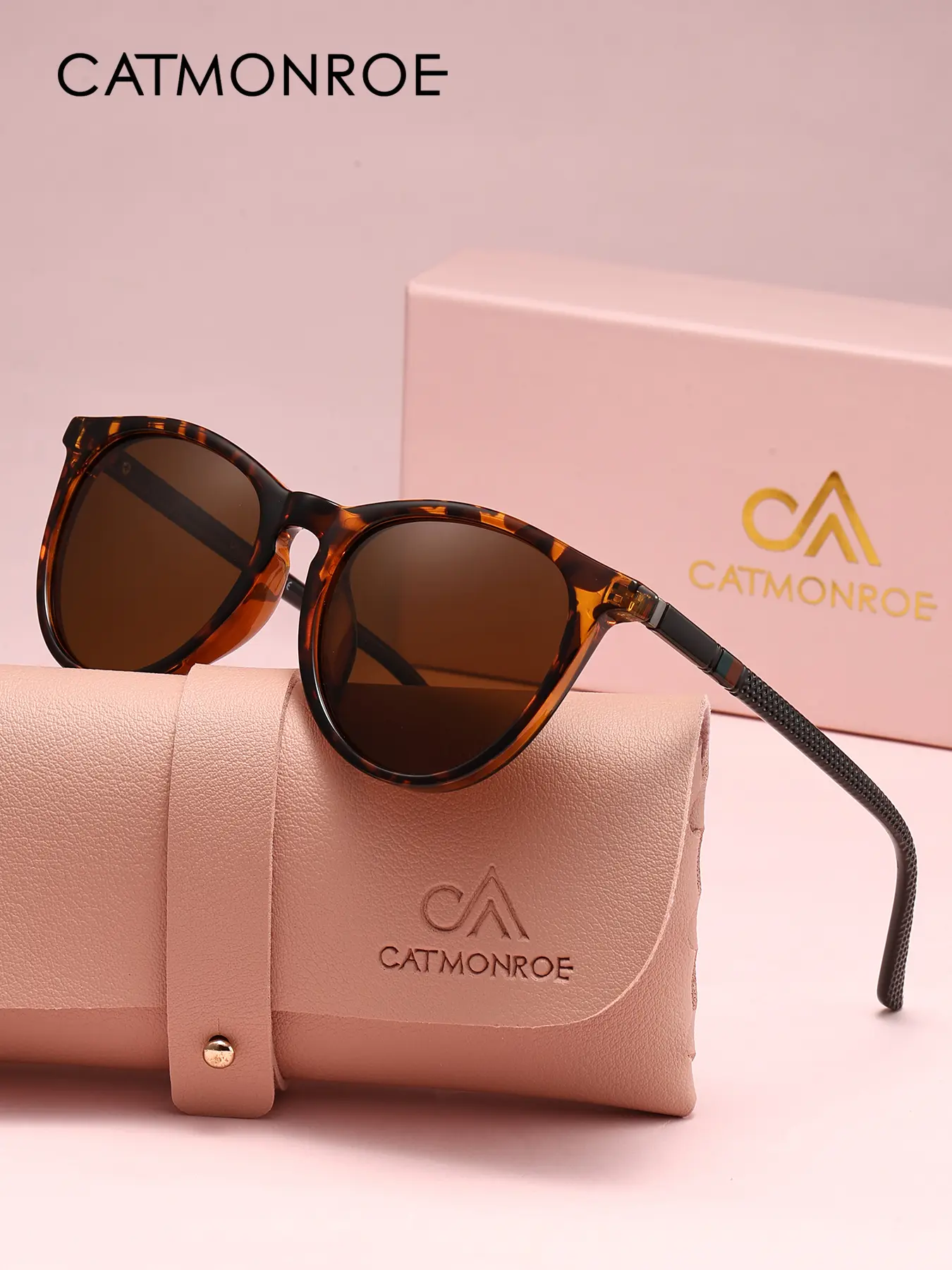 CATMONROE PC Cat Eye Frame Polarized Women's Classic Sunglasses Lightweight and Comfortable Polarized Shades Polarized/UV400 Professional Sunscreen unisex Sunglasses for Travel, Daily Leisure Activities Sunglasses Pink Gift Set